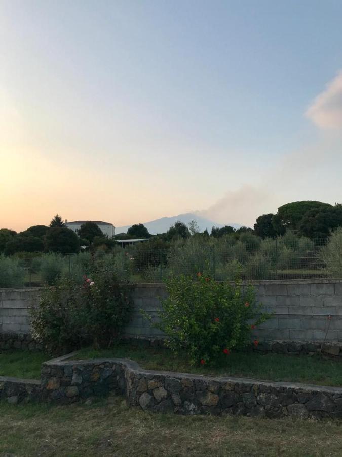 Holiday House Start Point Appartement Aci Bonaccorsi Buitenkant foto